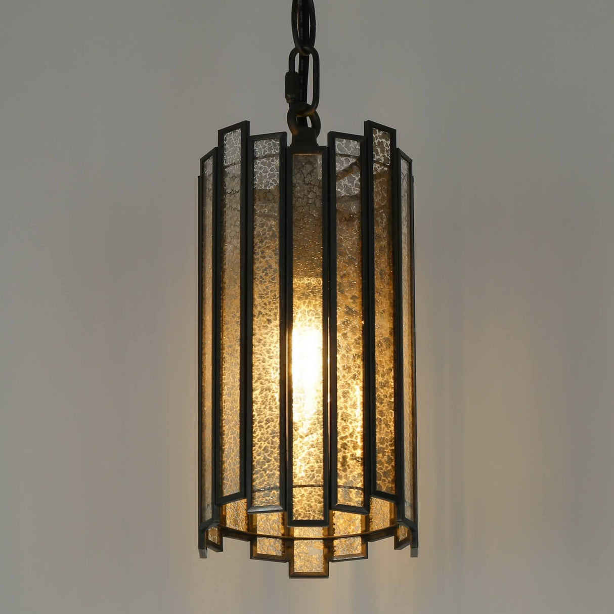 Hemaaolay Colored Glass Pendant Light