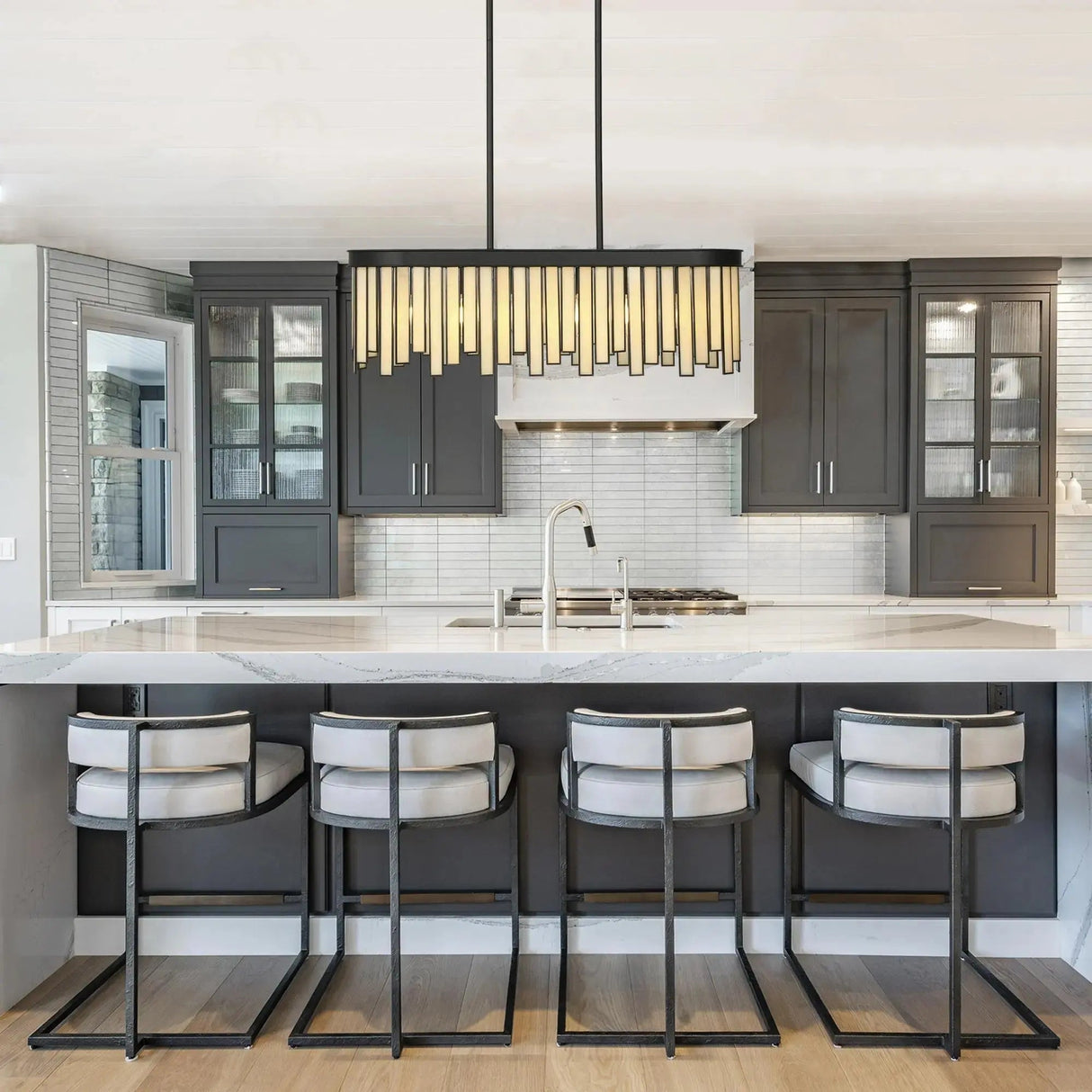 Hemaaolay Rectangular Chandelier