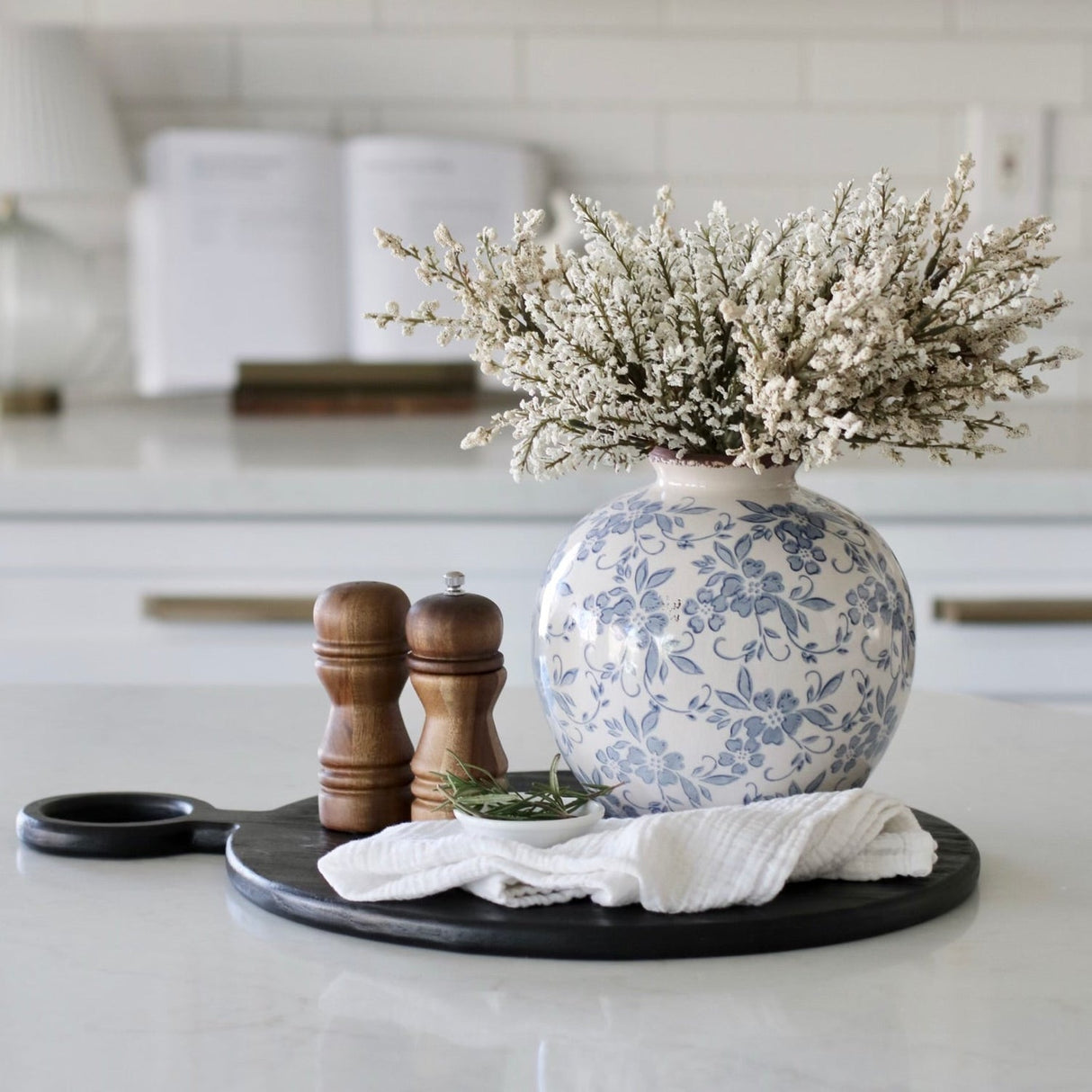 Laurelynn Vase