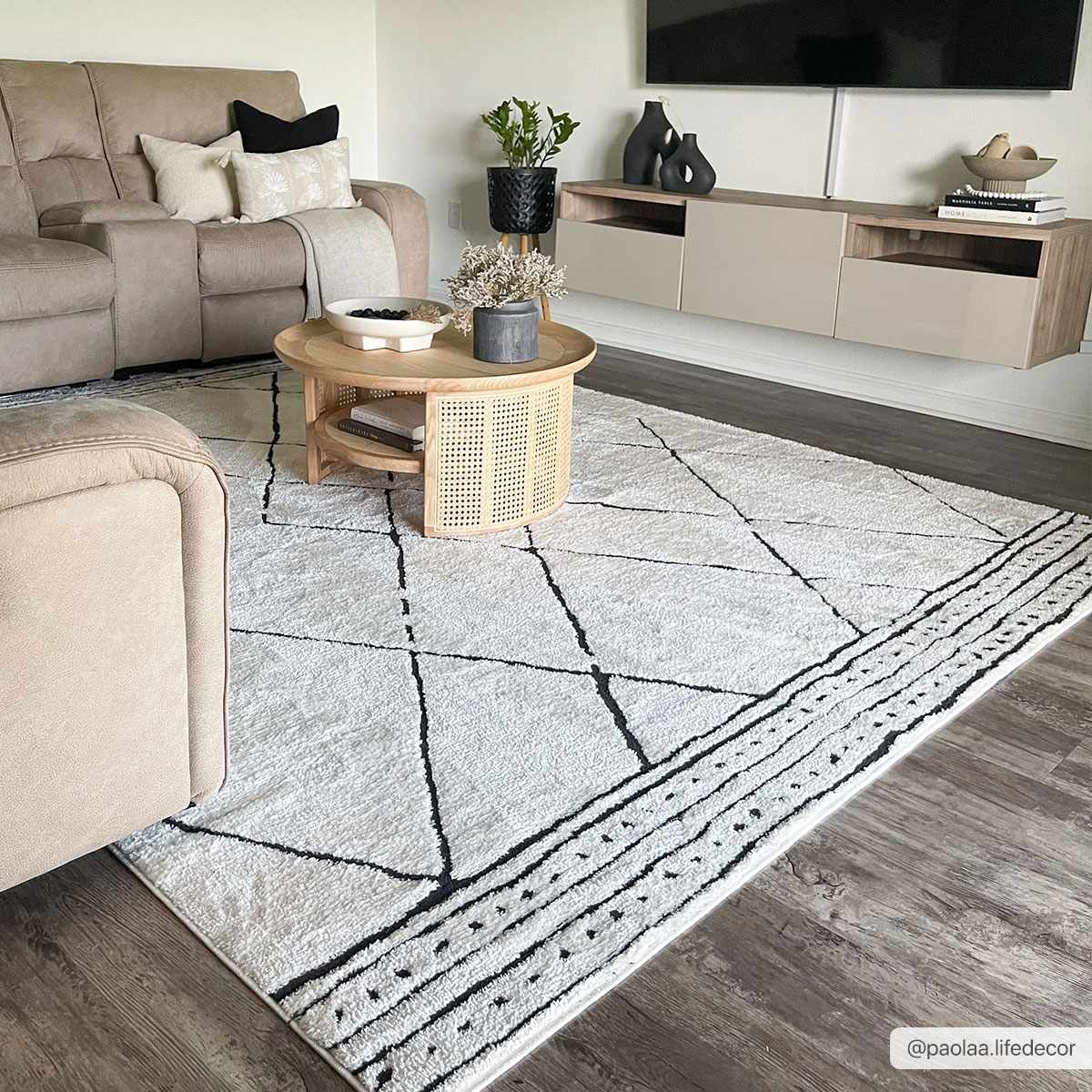 Keone Black & White Thick Rug