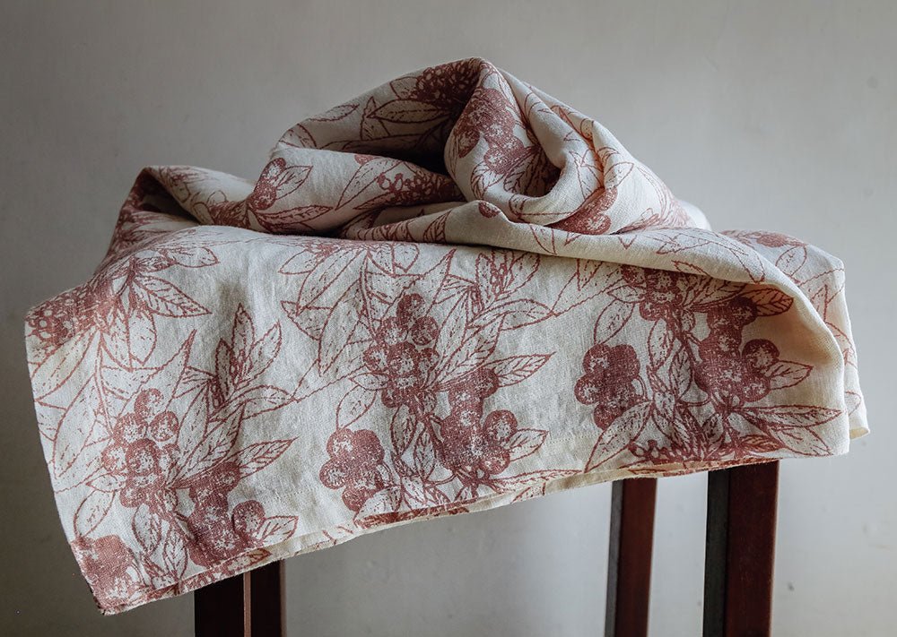 Red Berries Ivory Tablecloth