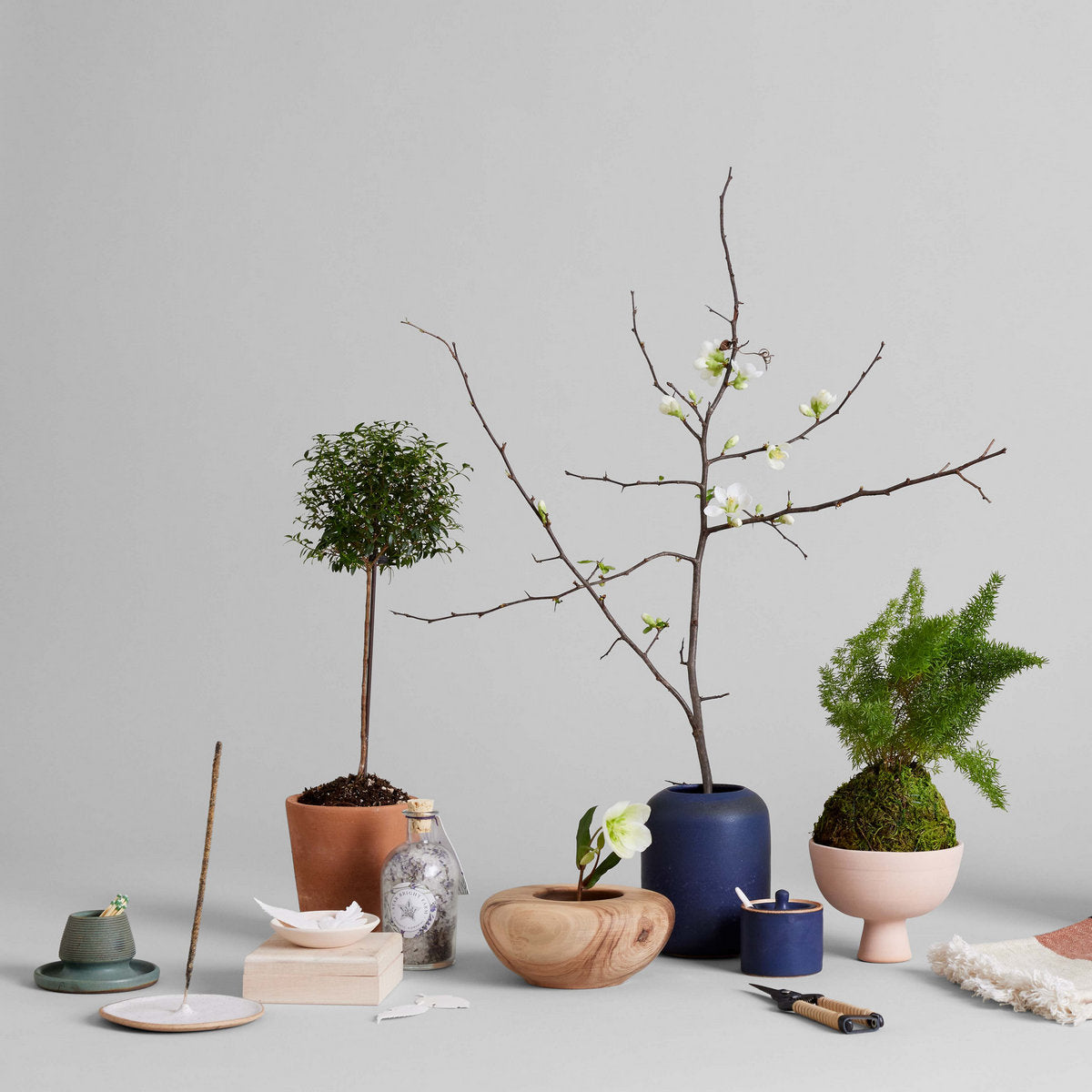 Stoneware Match Strike with Tray