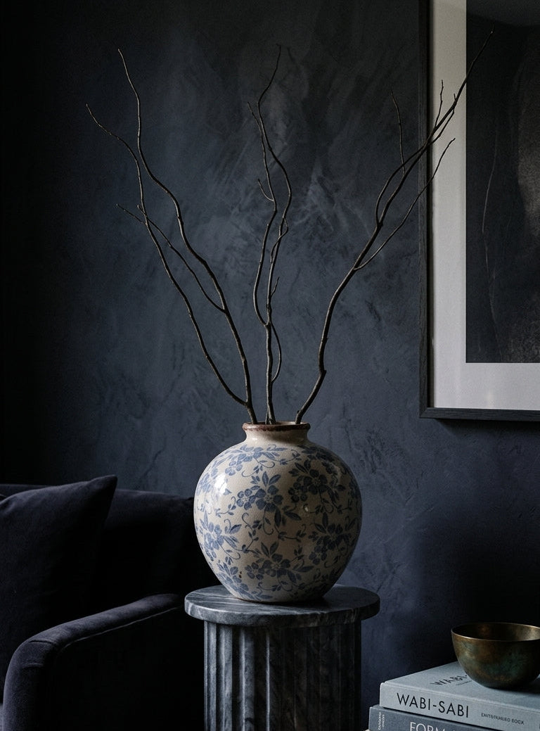 Laurelynn Vase