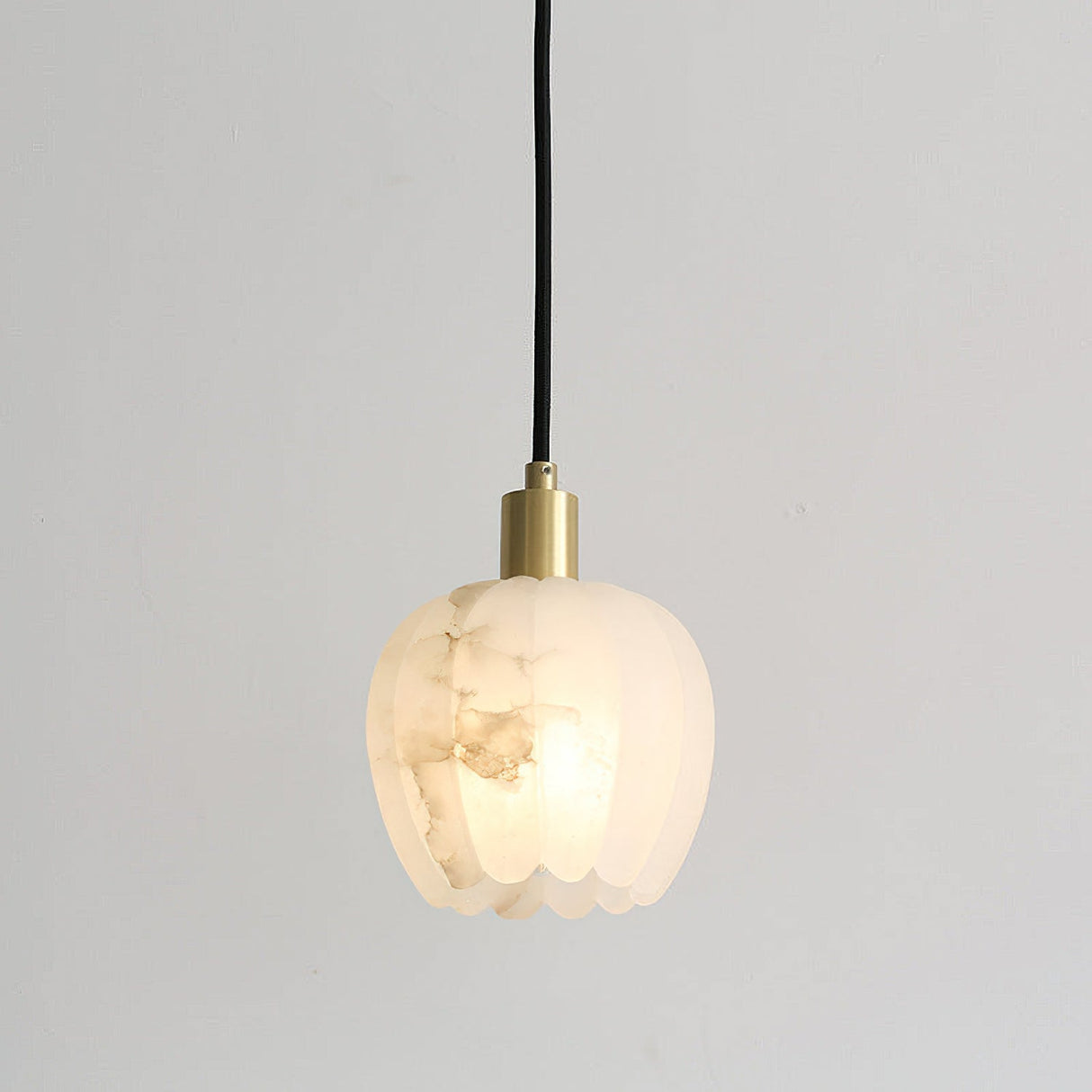 Lilin Alabaster Pendant Light