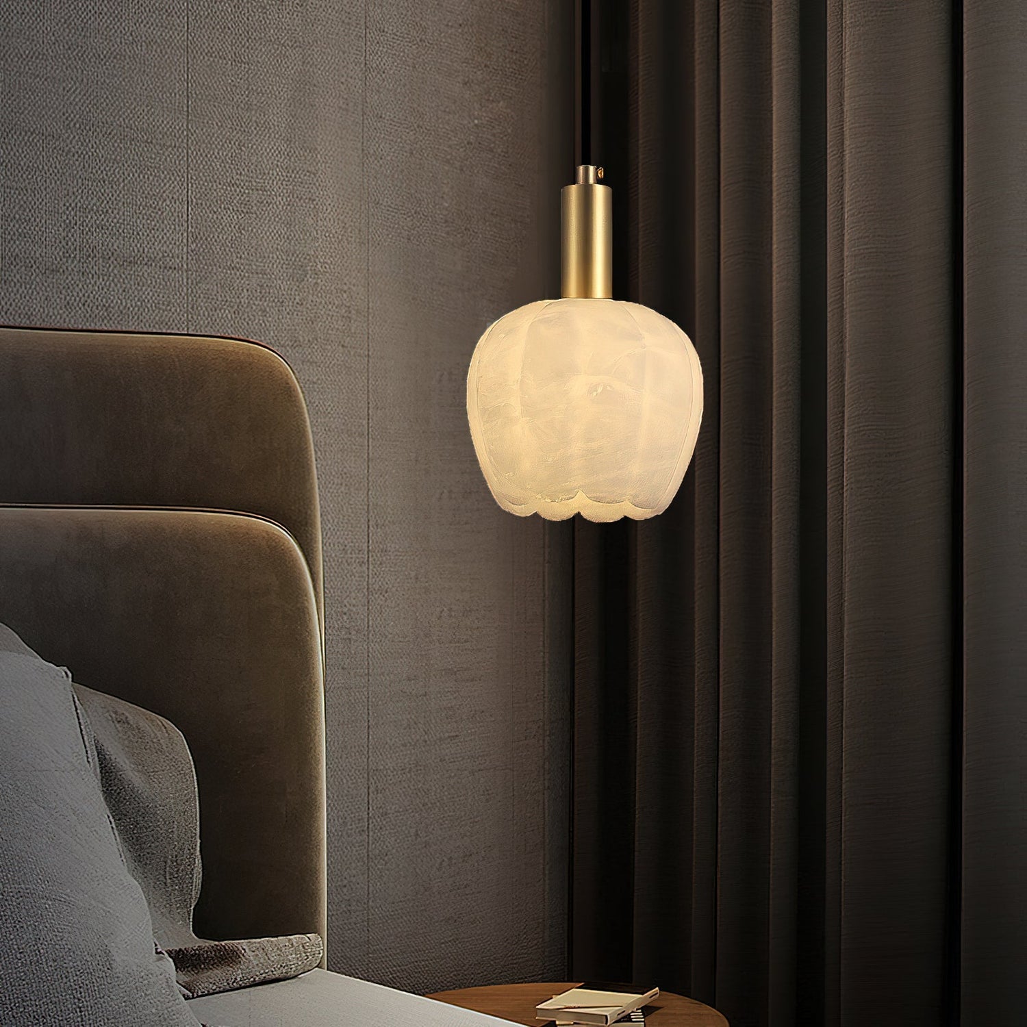 Lilin Alabaster Pendant Light