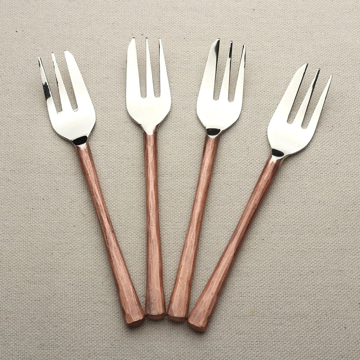 MEDICKI DESSERT/PASTRY FORK 4 PC. SET
