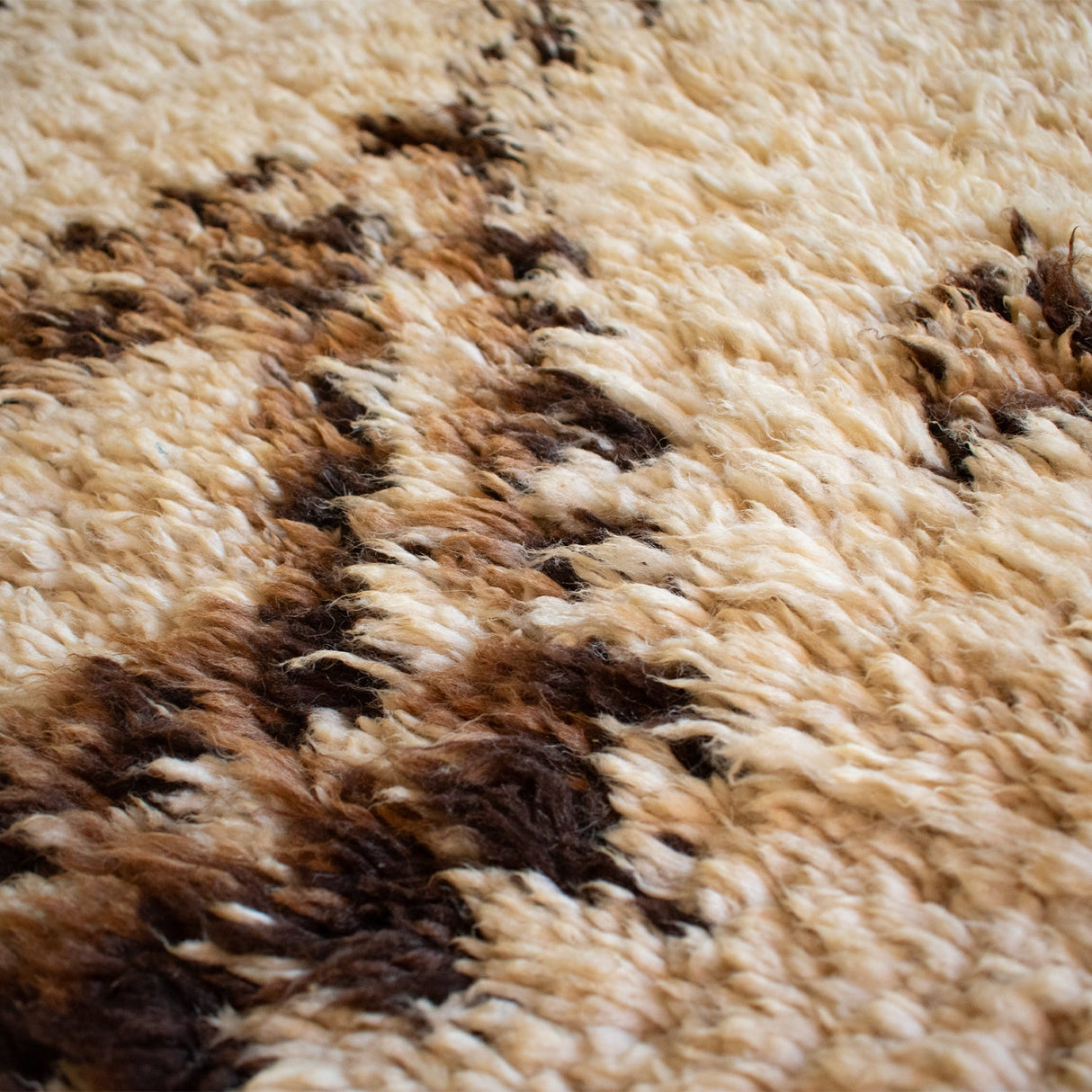 Awa Wool Moroccan Rug | 2'9" x 6'4"