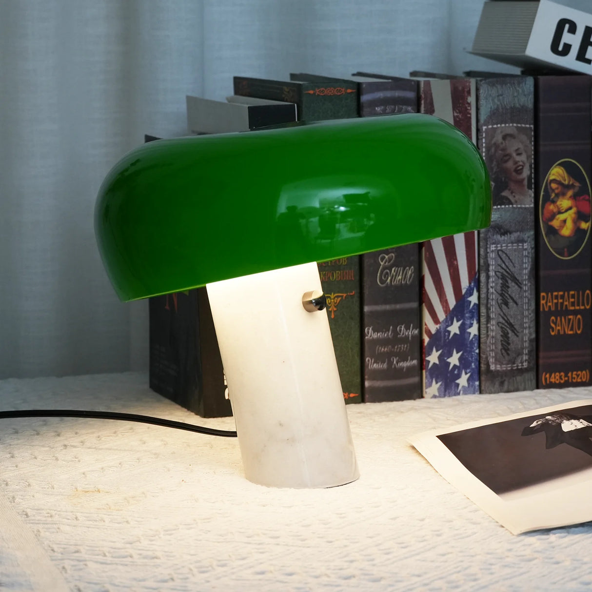 Marble Snoopy Glass Table Lamp