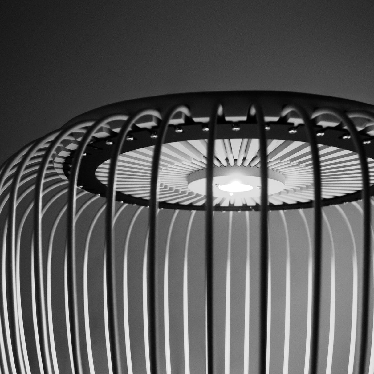 Meridiano Outdoor Floor Lamp