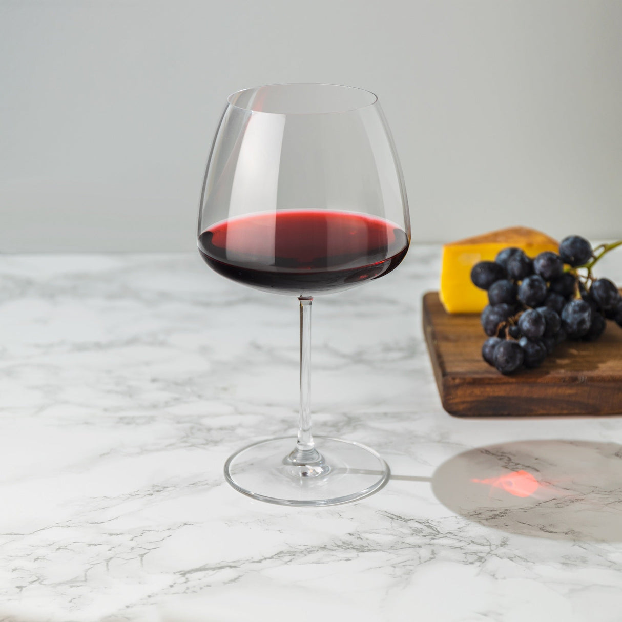 Mirage Set of 2 Red Wine Glasses