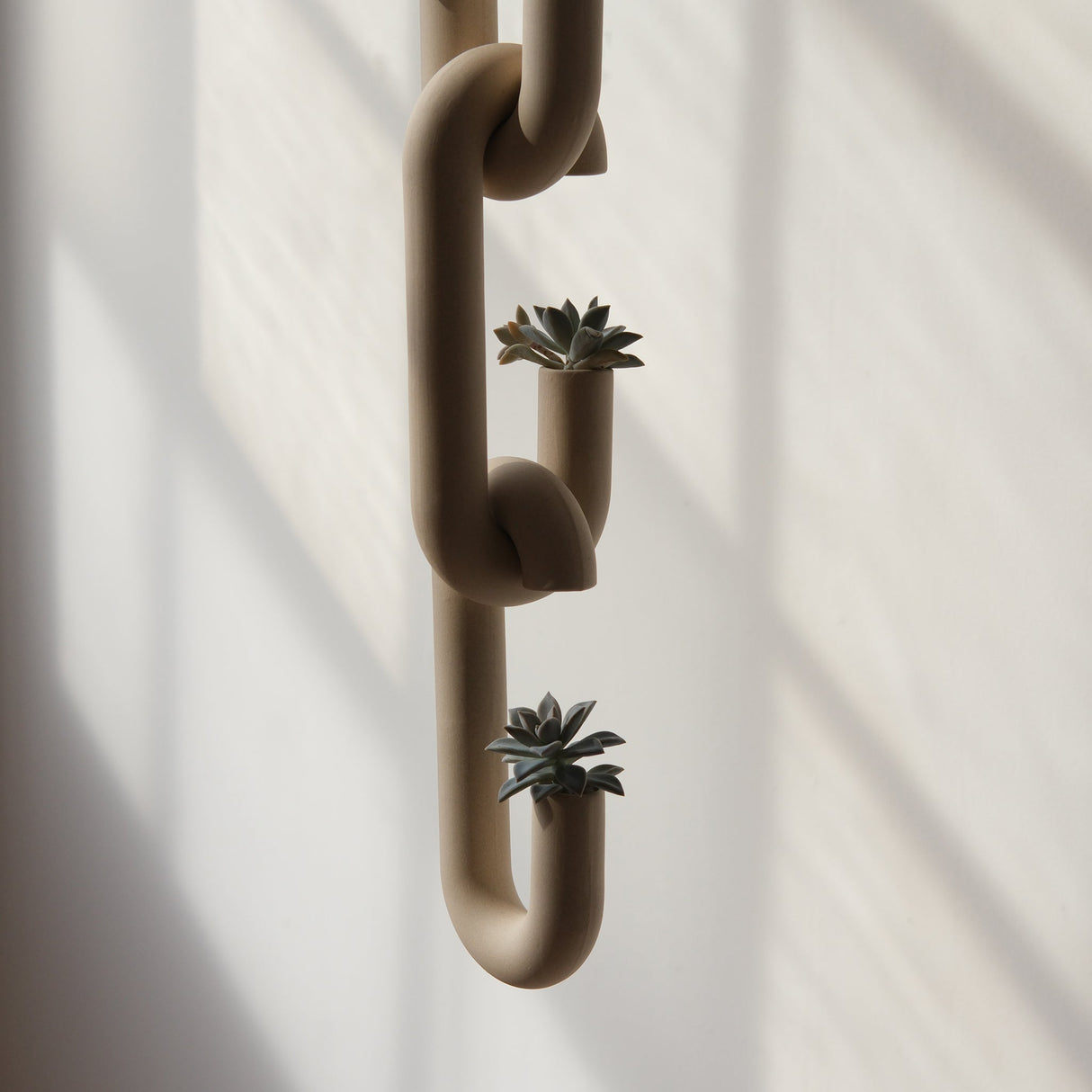 Chain Vase