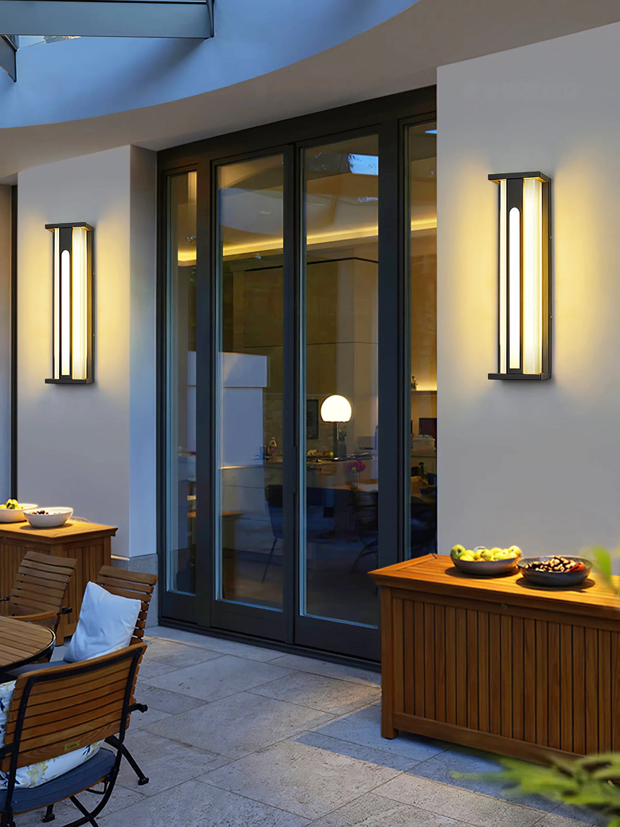Modern Bellamy Flair Outdoor Wall Lamp