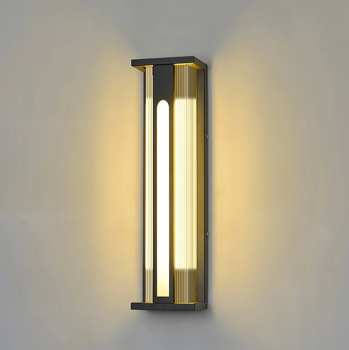 Modern Bellamy Flair Outdoor Wall Lamp