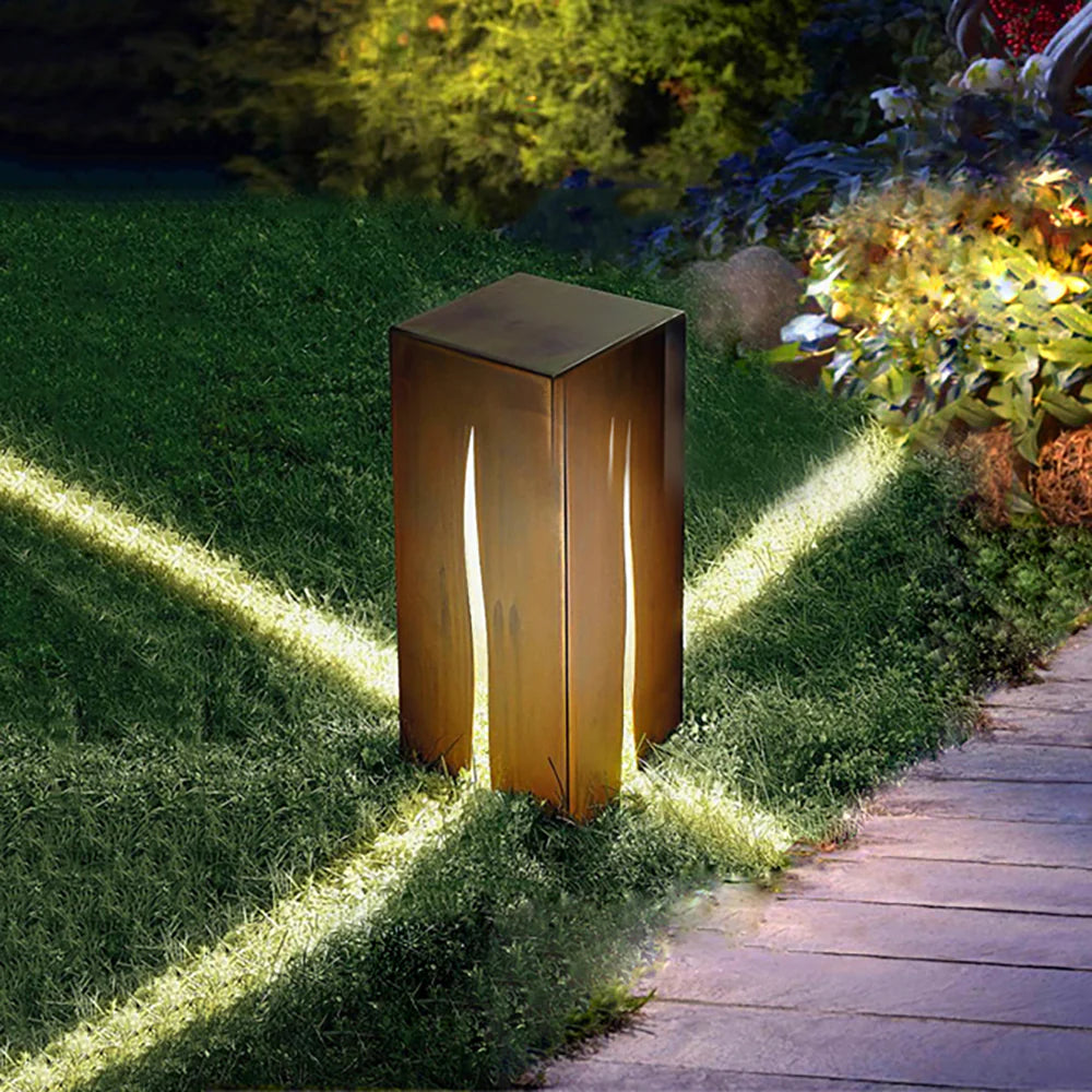 Cube Crack Outdoor Light