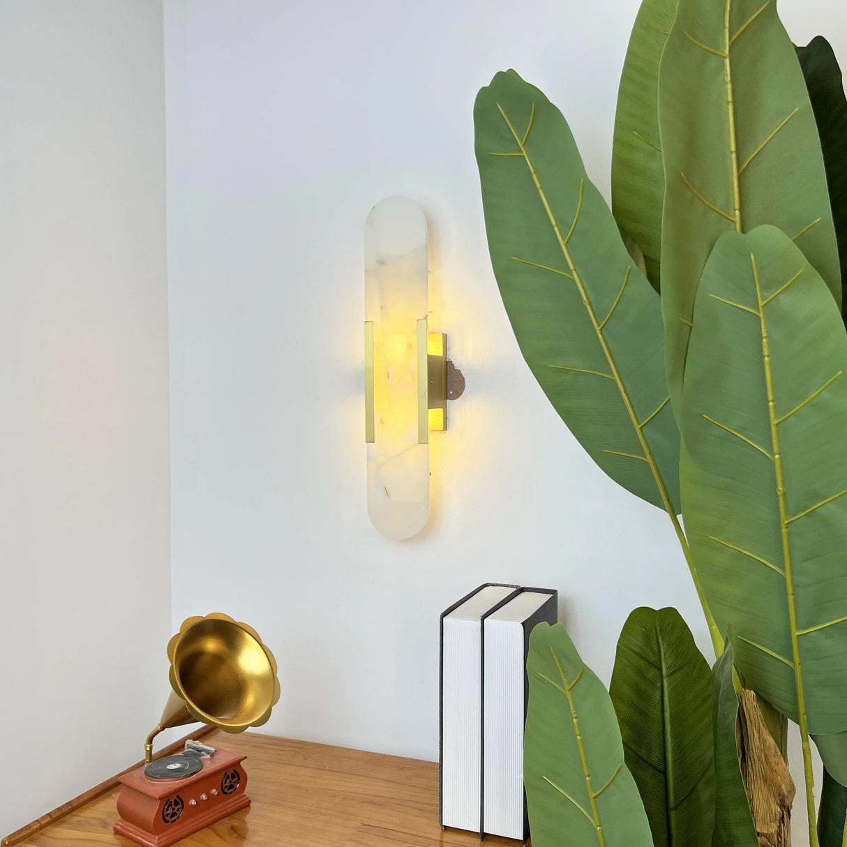 Oval Alabaster Melange Elongated Wall Lamp