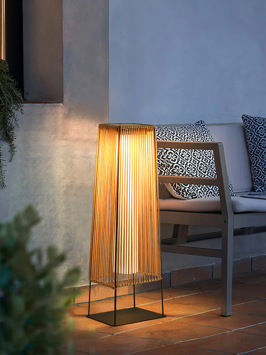 Modern Plastic Rattan Outdoor Post Floor Lamp