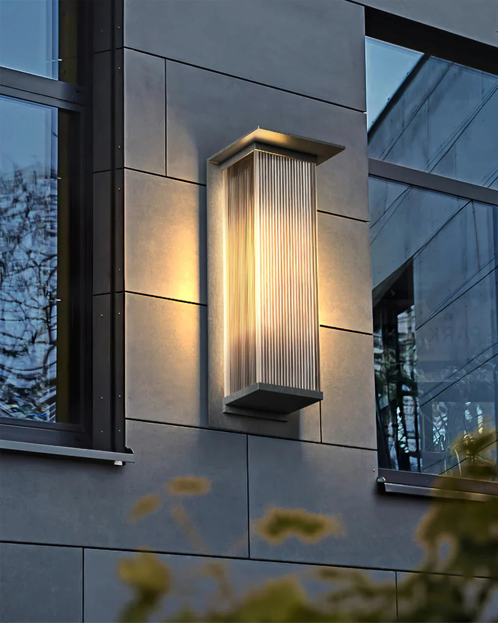 Modern Rectangle Oleron Box Outdoor Wall Lamp