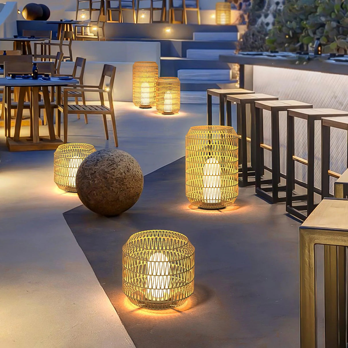 Modern Woven Rattan Outdoor Lamp