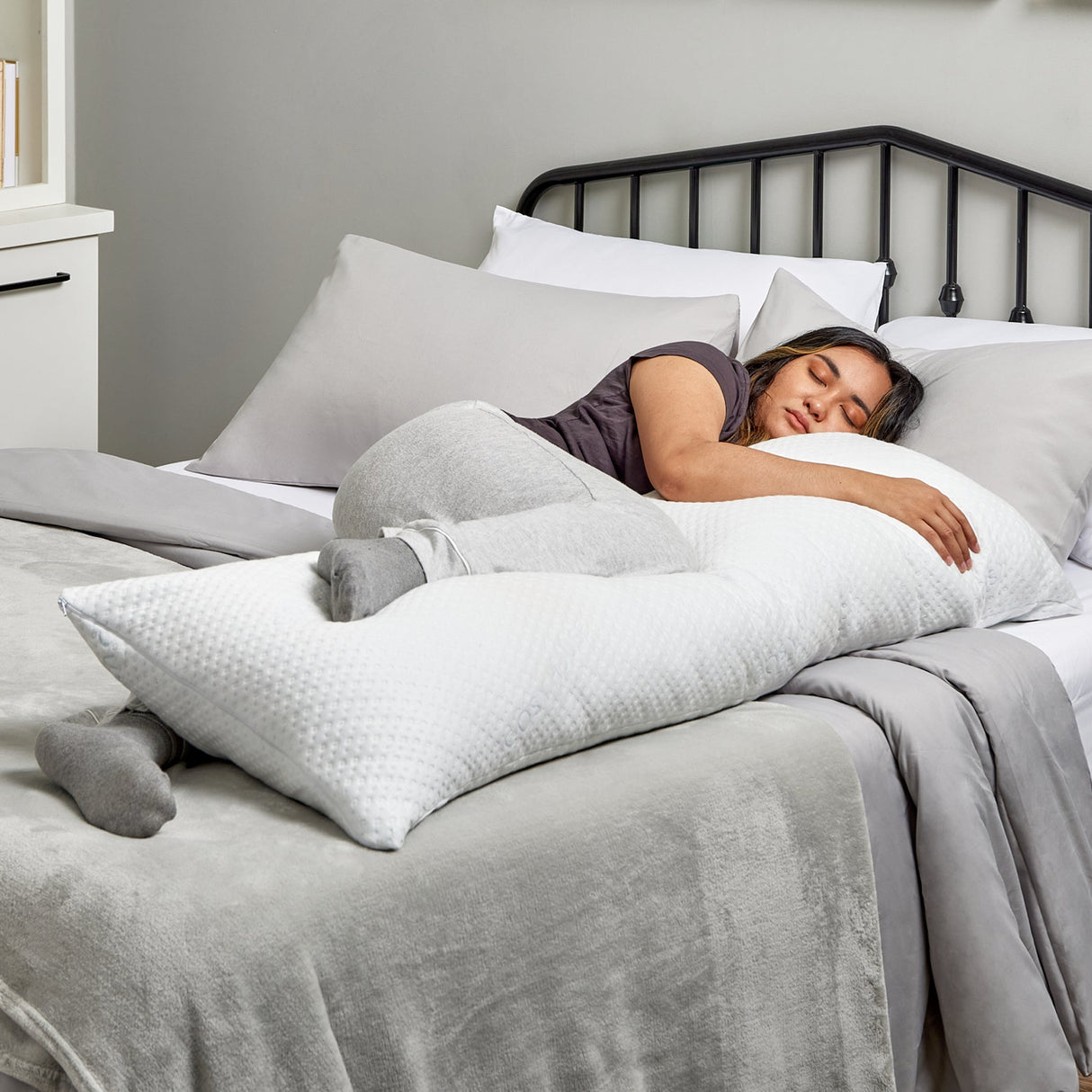 Luxury Body Pillow