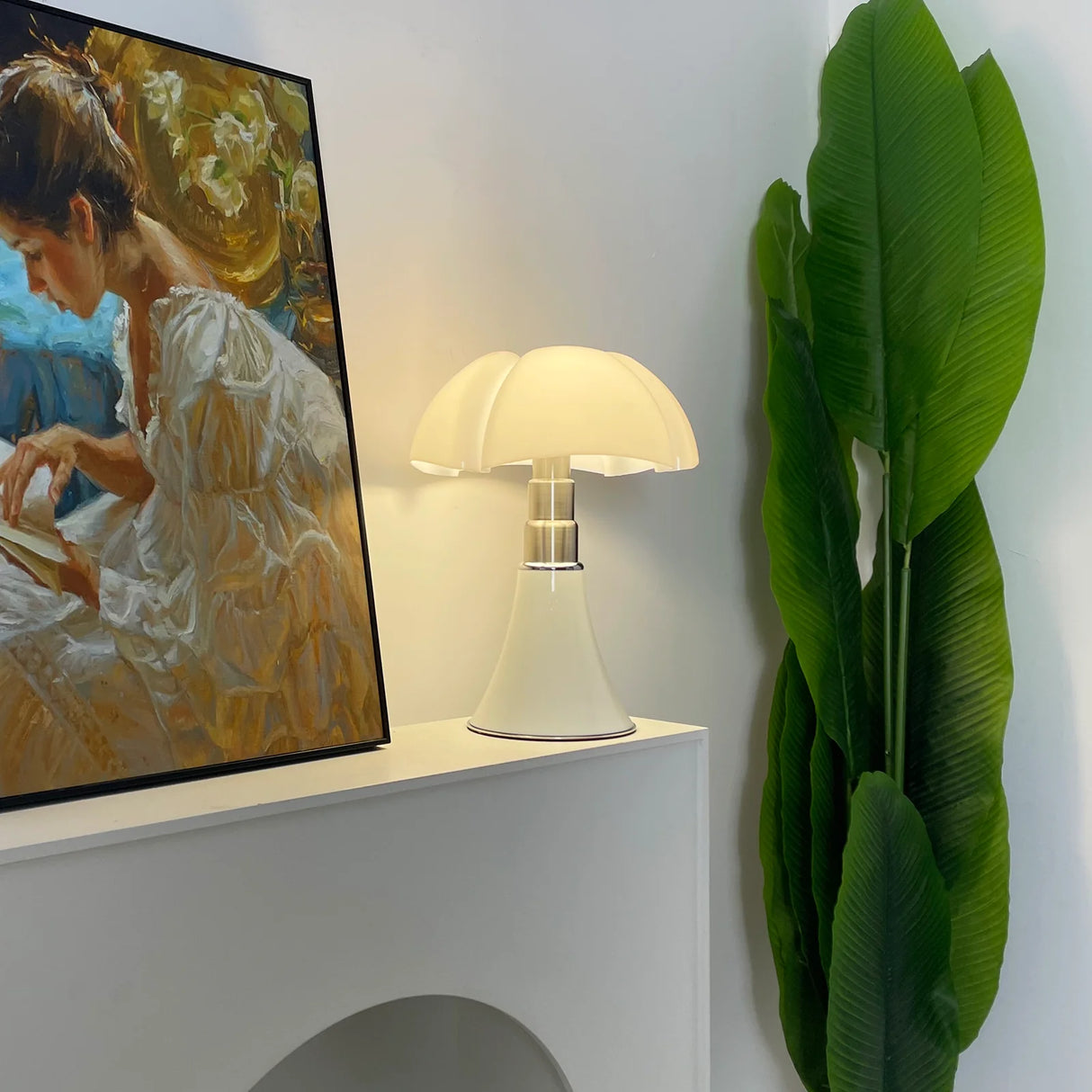 Pipistrello Acrylic Table Lamp