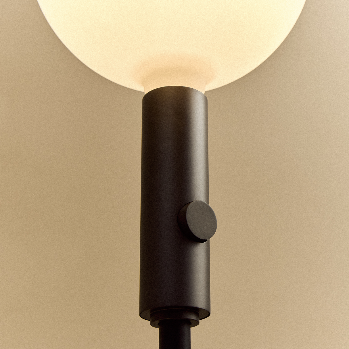 Poise Adjustable Floor Lamp in Graphite