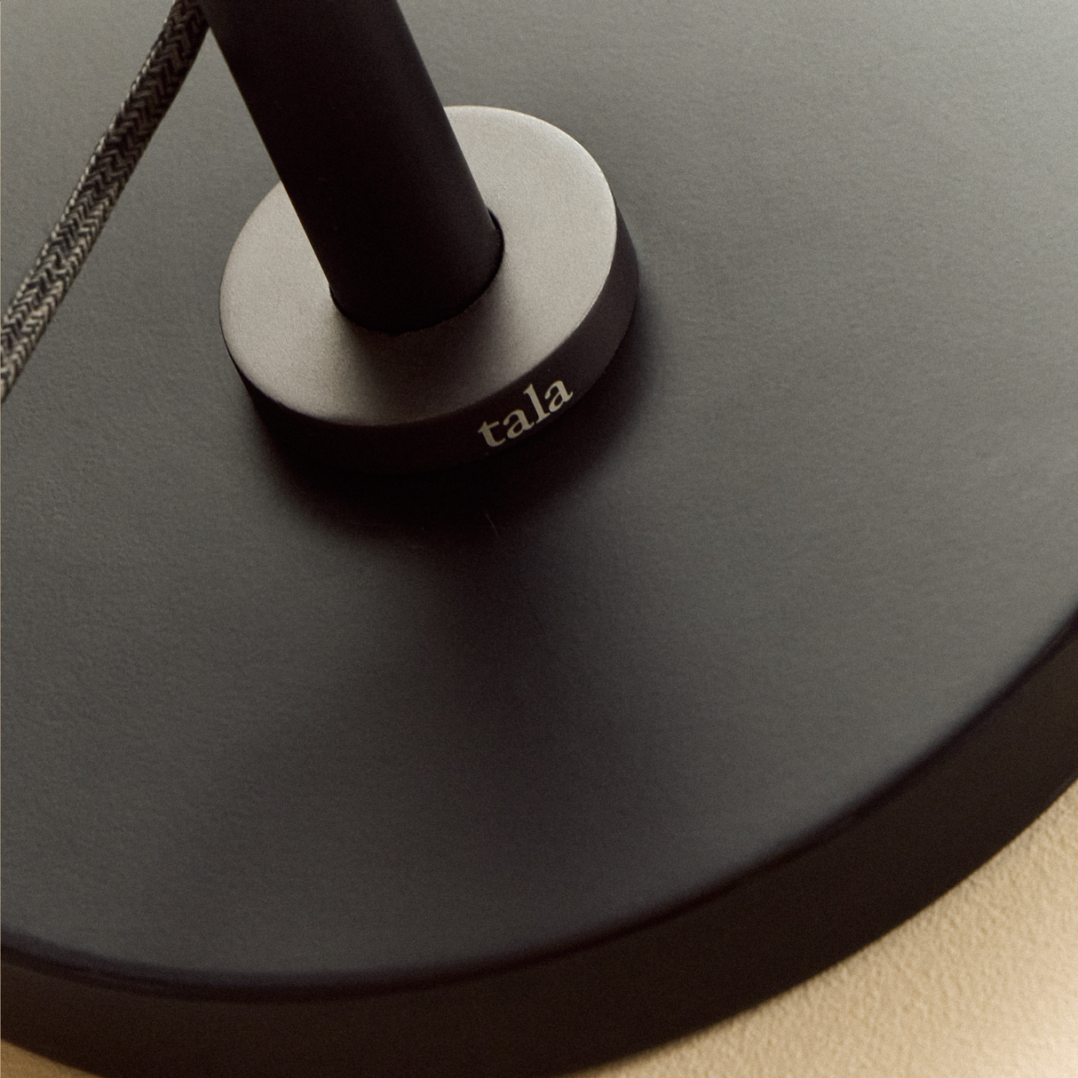 Poise Adjustable Floor Lamp in Graphite + Oval II