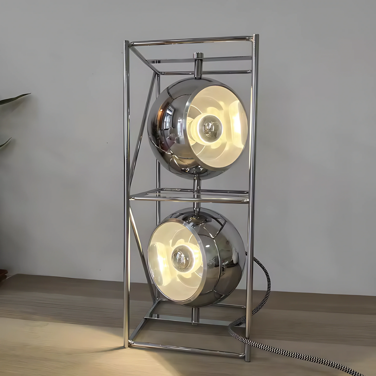 Chrome Spheres Bauhaus Lamp
