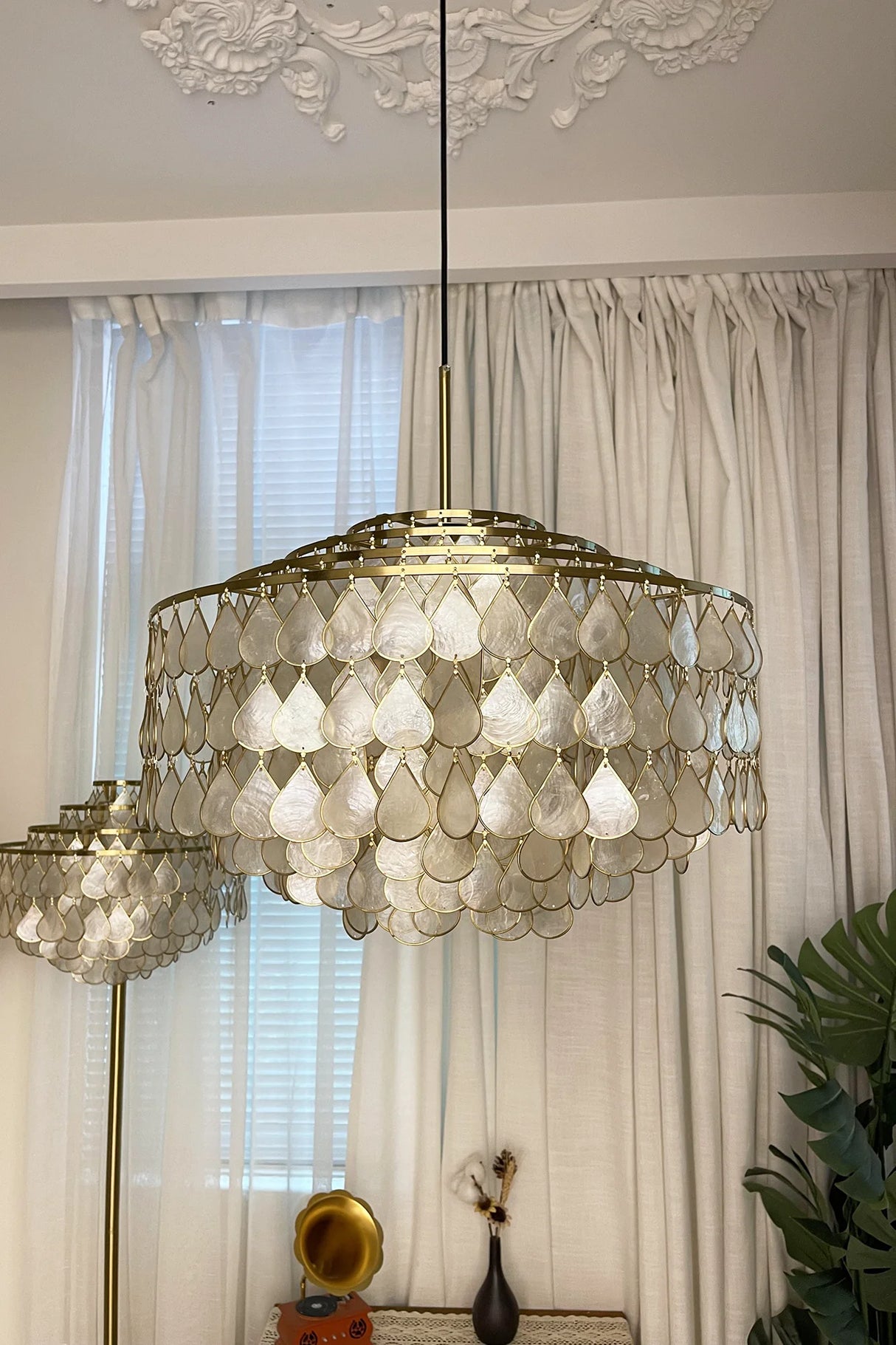 Teardrops Tiered Shell Pendant Light