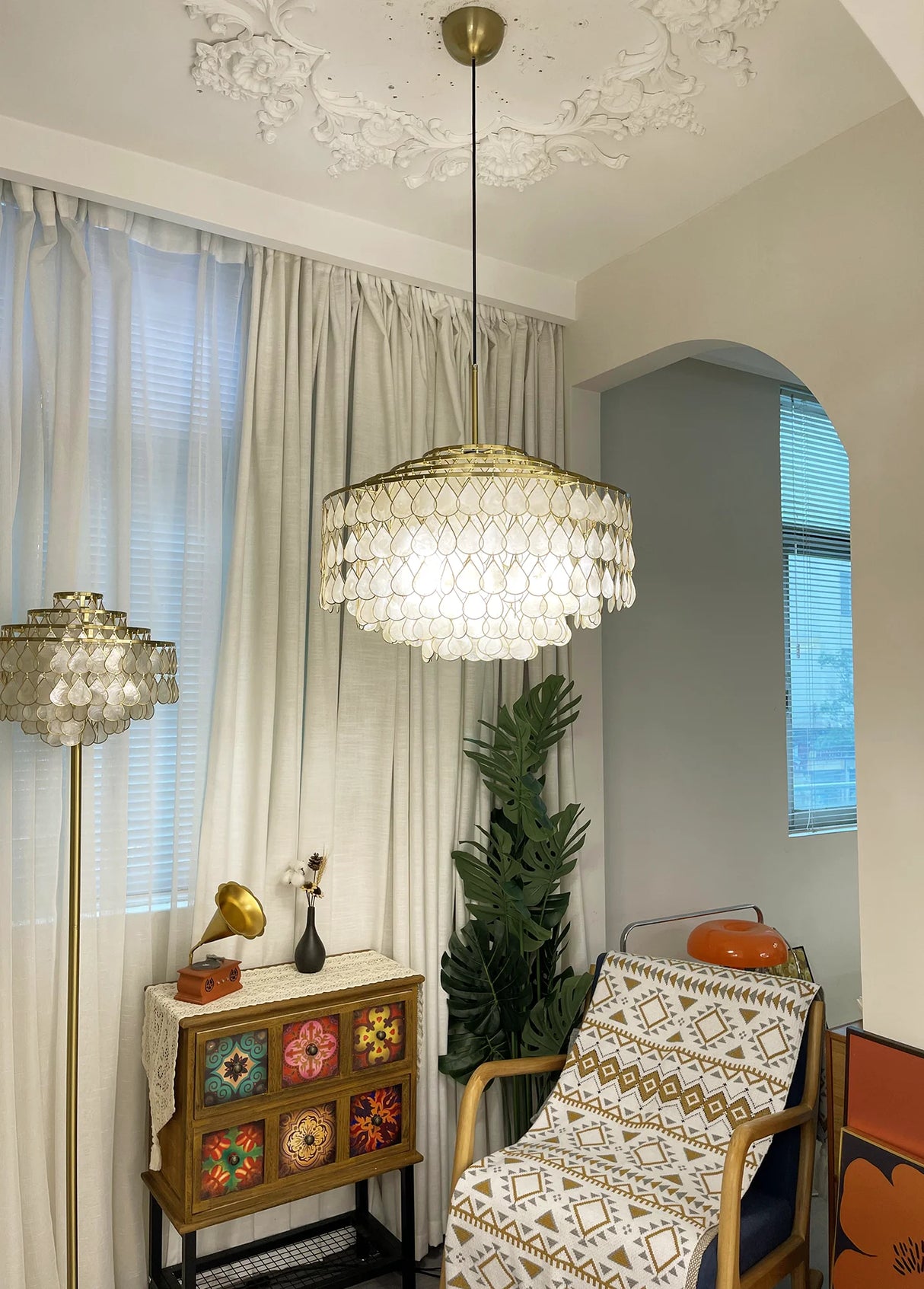 Teardrops Tiered Shell Pendant Light