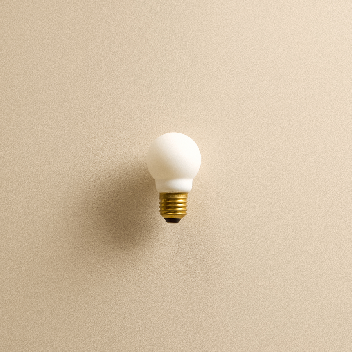 Sphere I E26 Dim-to-Warm LED Bulb