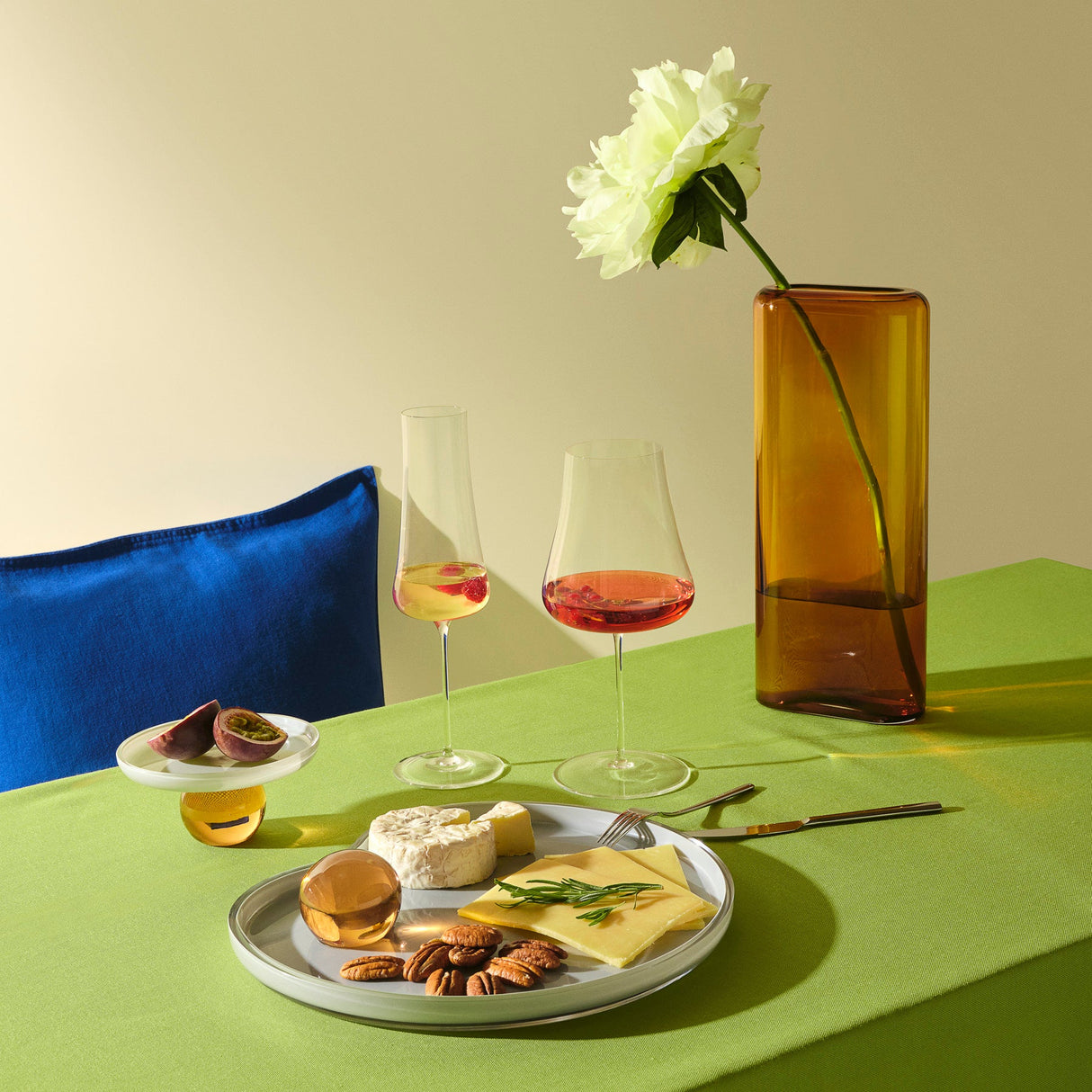 Stem Zero Volcano Champagne Glass