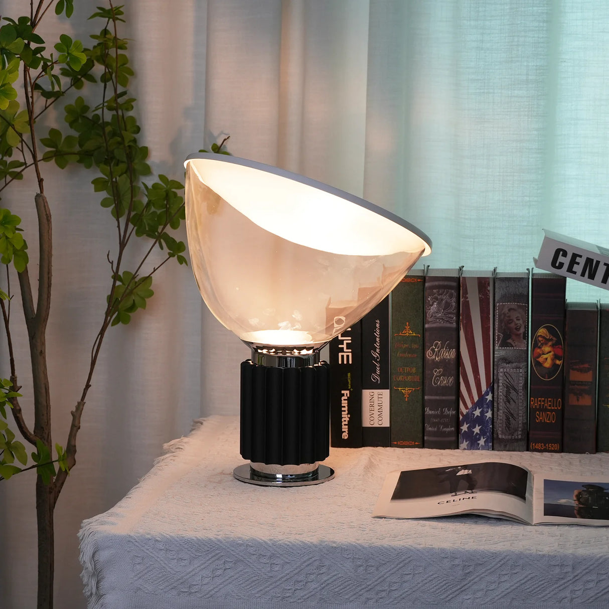 Taccia Glass Table Lamp