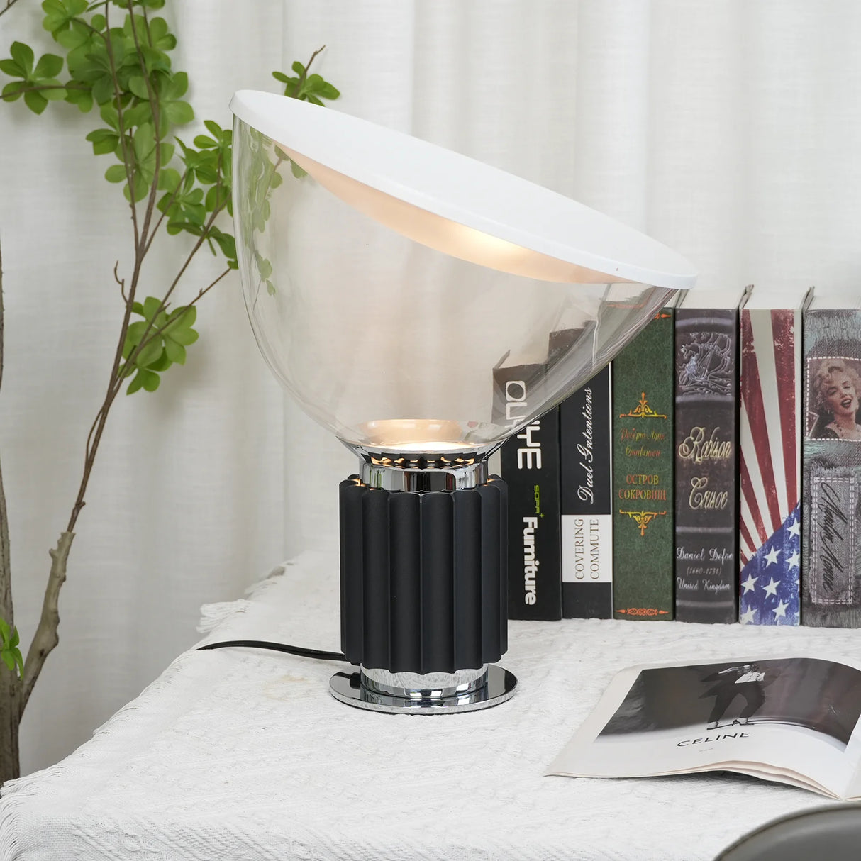 Taccia Glass Table Lamp