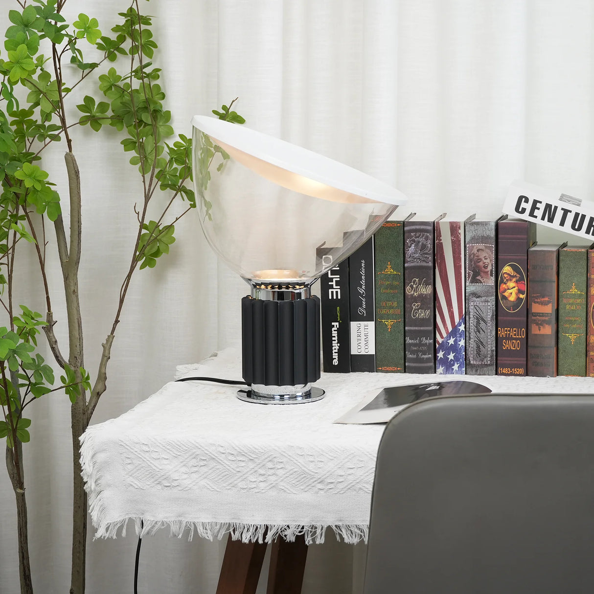 Taccia Glass Table Lamp