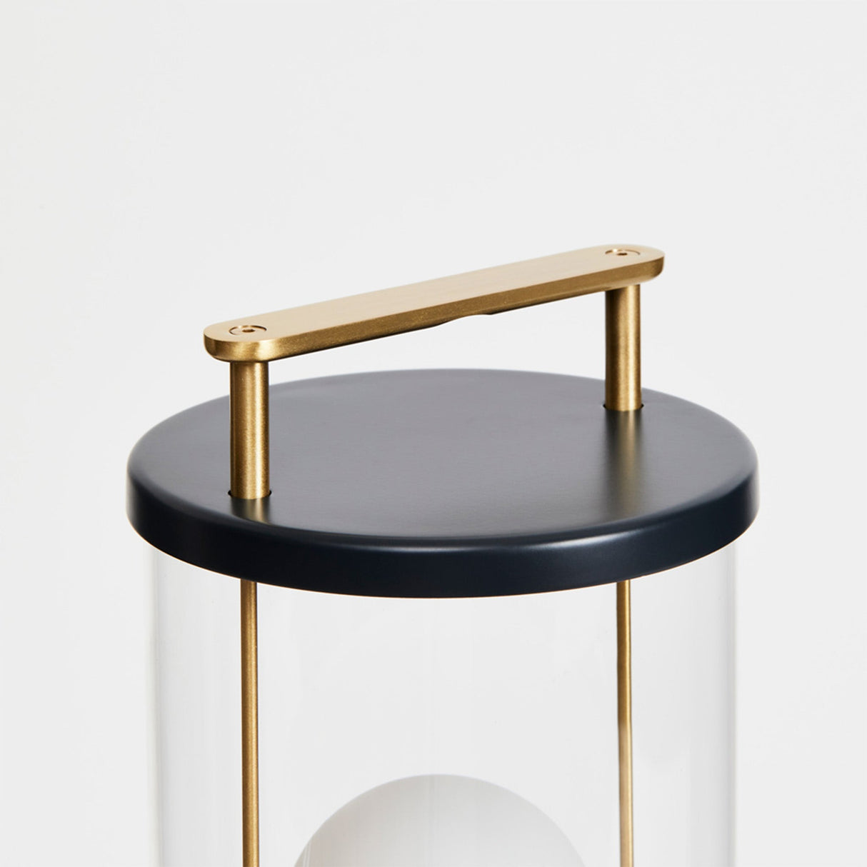 The Muse 1.0 Portable Lamp in Hackles Black