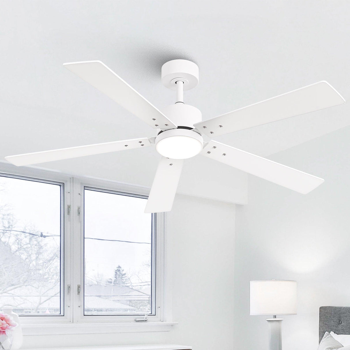 Vaczon 52" DC Motor Ceiling Fan with LED Lighting and Remote Control