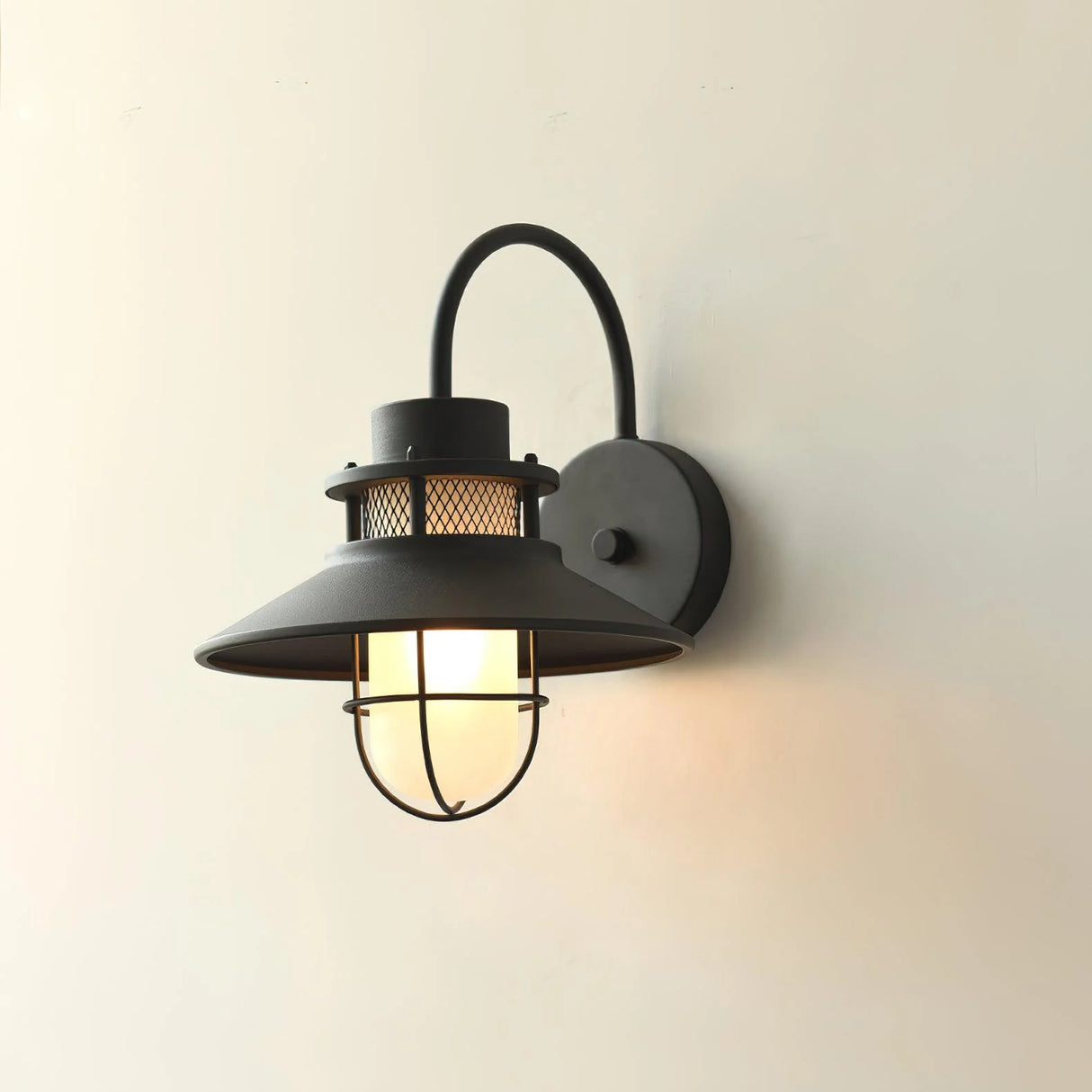 Vintage Felix Outdoor Wall Light