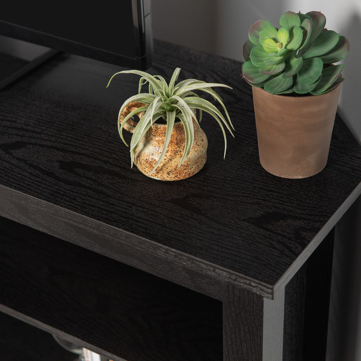 58" Transitional Wood Corner TV Stand