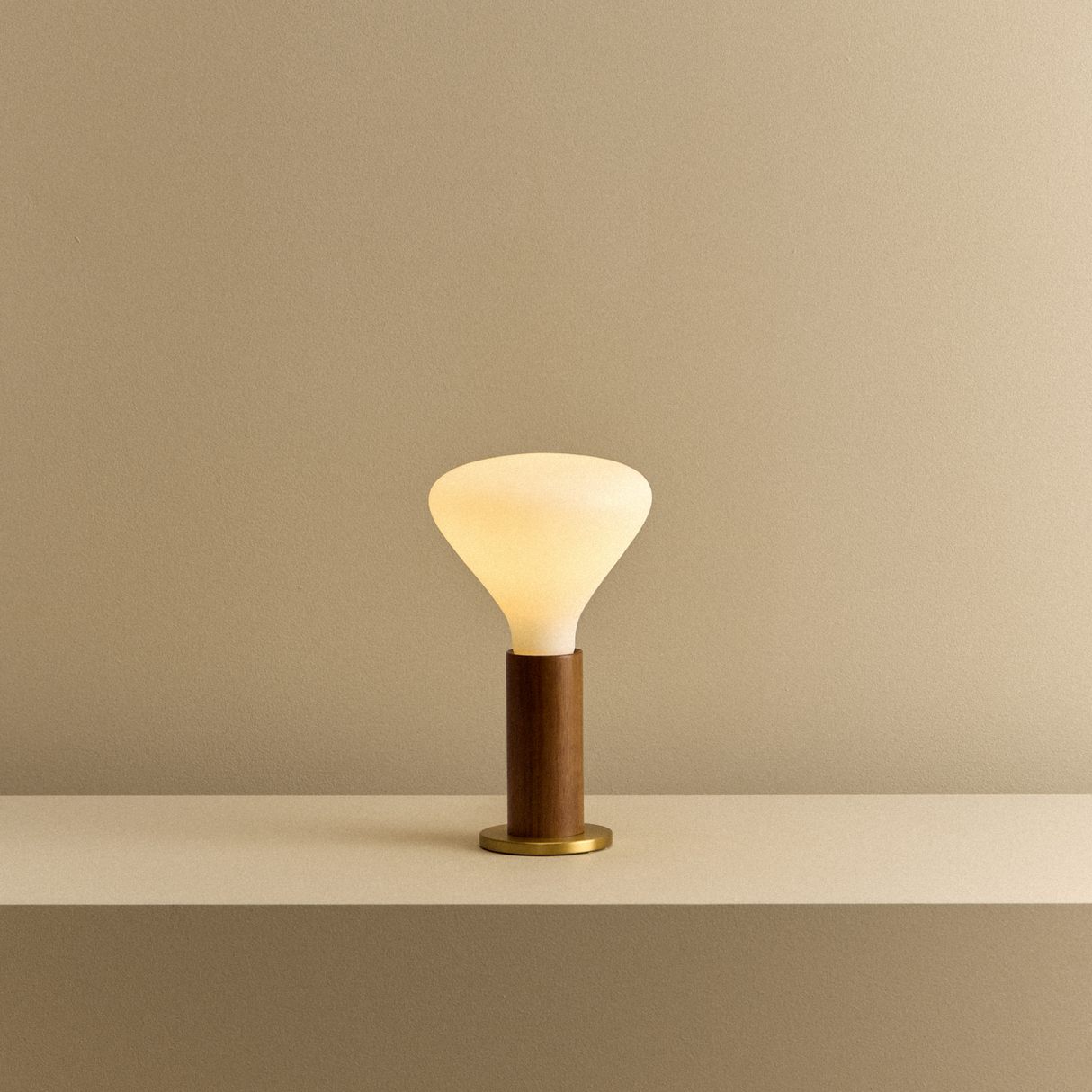 Knuckle Table Lamp in Walnut + Noma