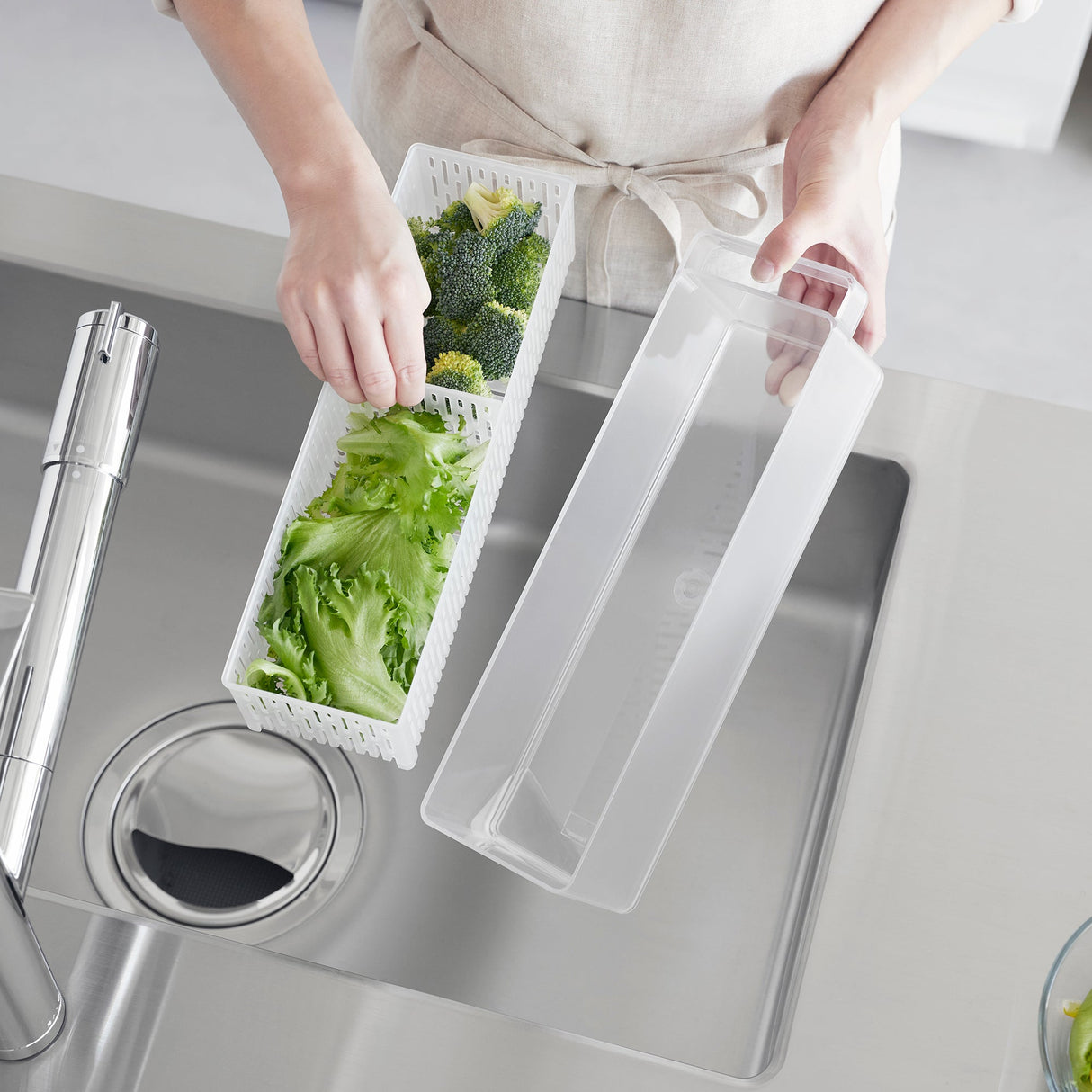 Refrigerator Colander with Lid & Divider