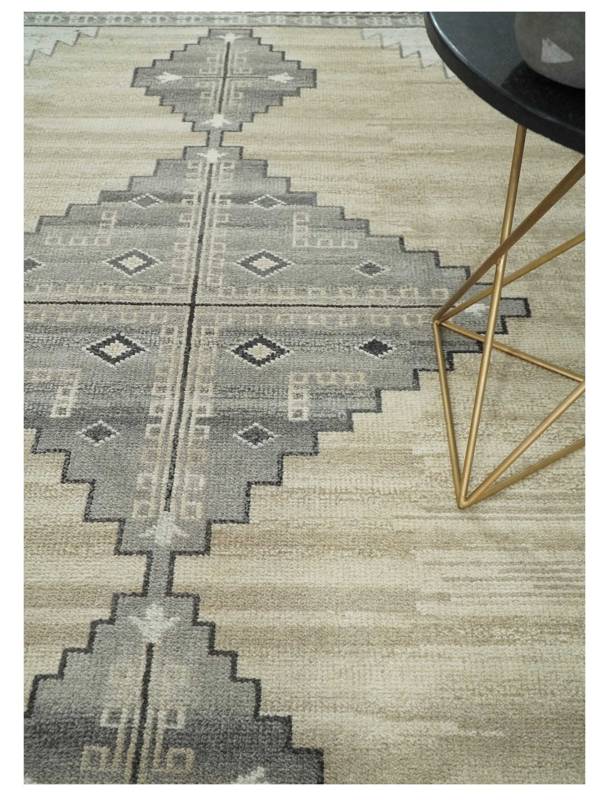 All Natural Wool Hand Knotted Gray , Beige and Ivory Traditional Heriz Serapi Multi Size wool Area Rug, Kids, Living Room and Bedroom Rug