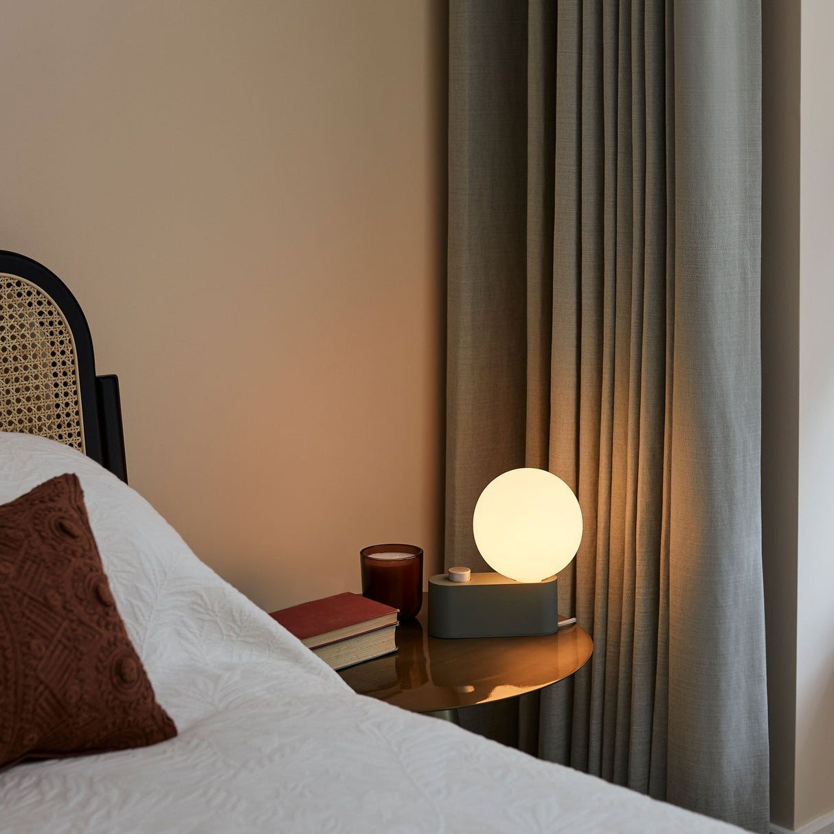 Alumina Multi-Use Lamp in Sage