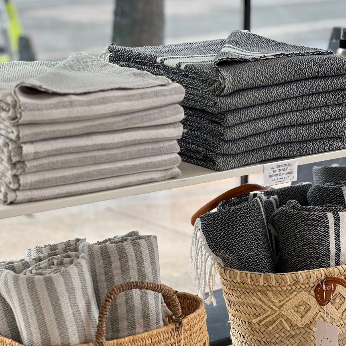 Apartment F Cotton Beach/Bath Towel