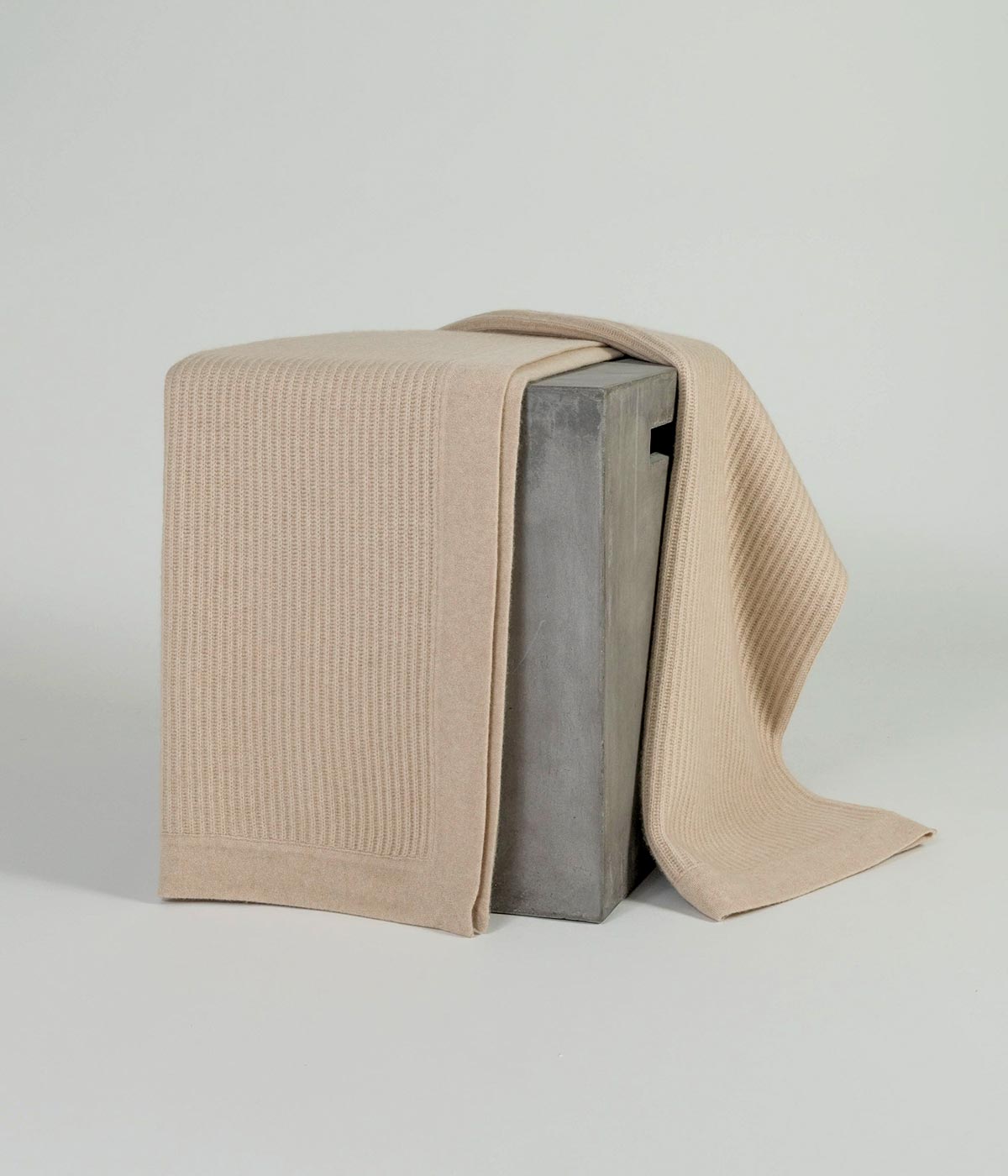 Fisherman's Knit Cashmere Throw