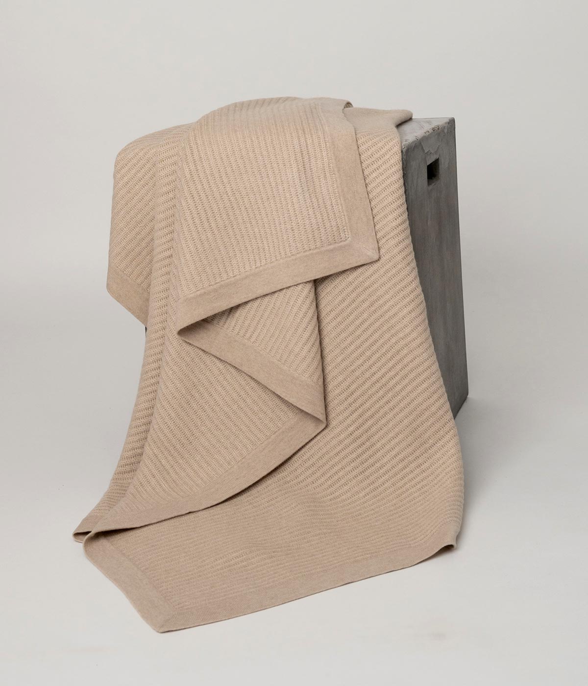 Fisherman's Knit Cashmere Throw