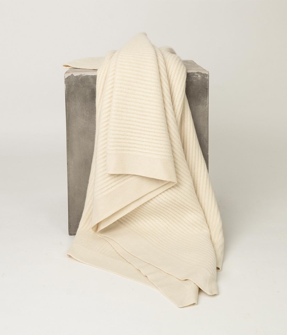 Fisherman's Knit Cashmere Throw