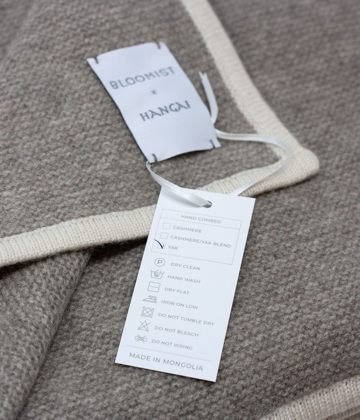 Platinum and White Purl Knit Yak Down Throw