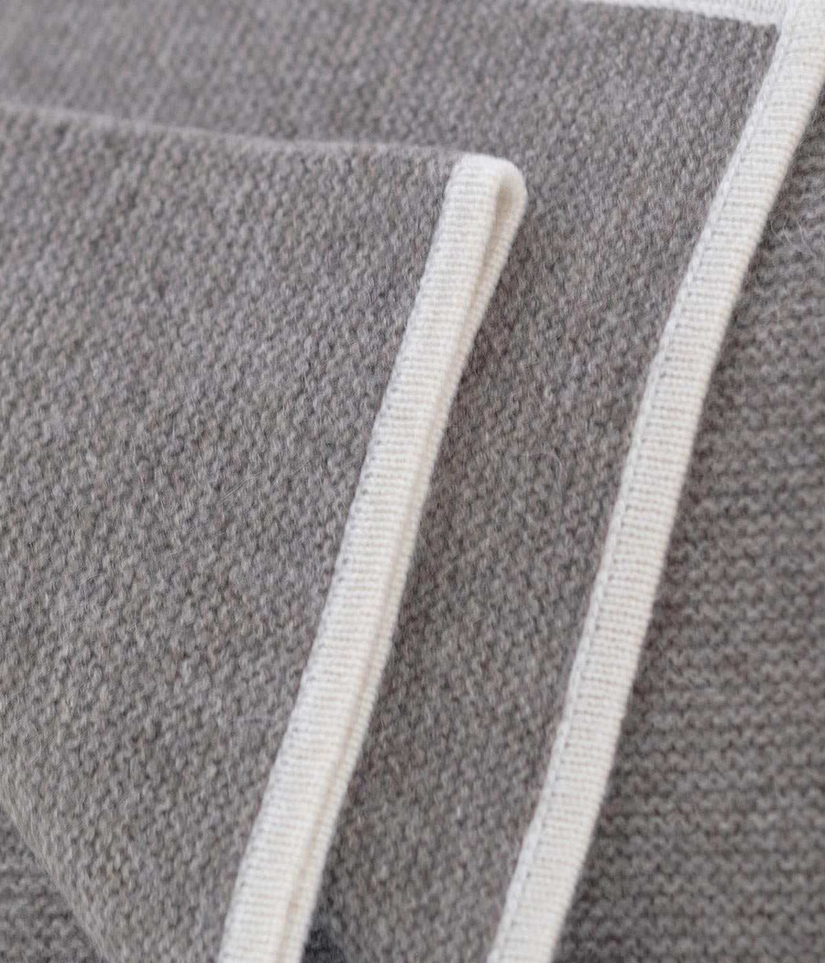 Platinum and White Purl Knit Yak Down Throw