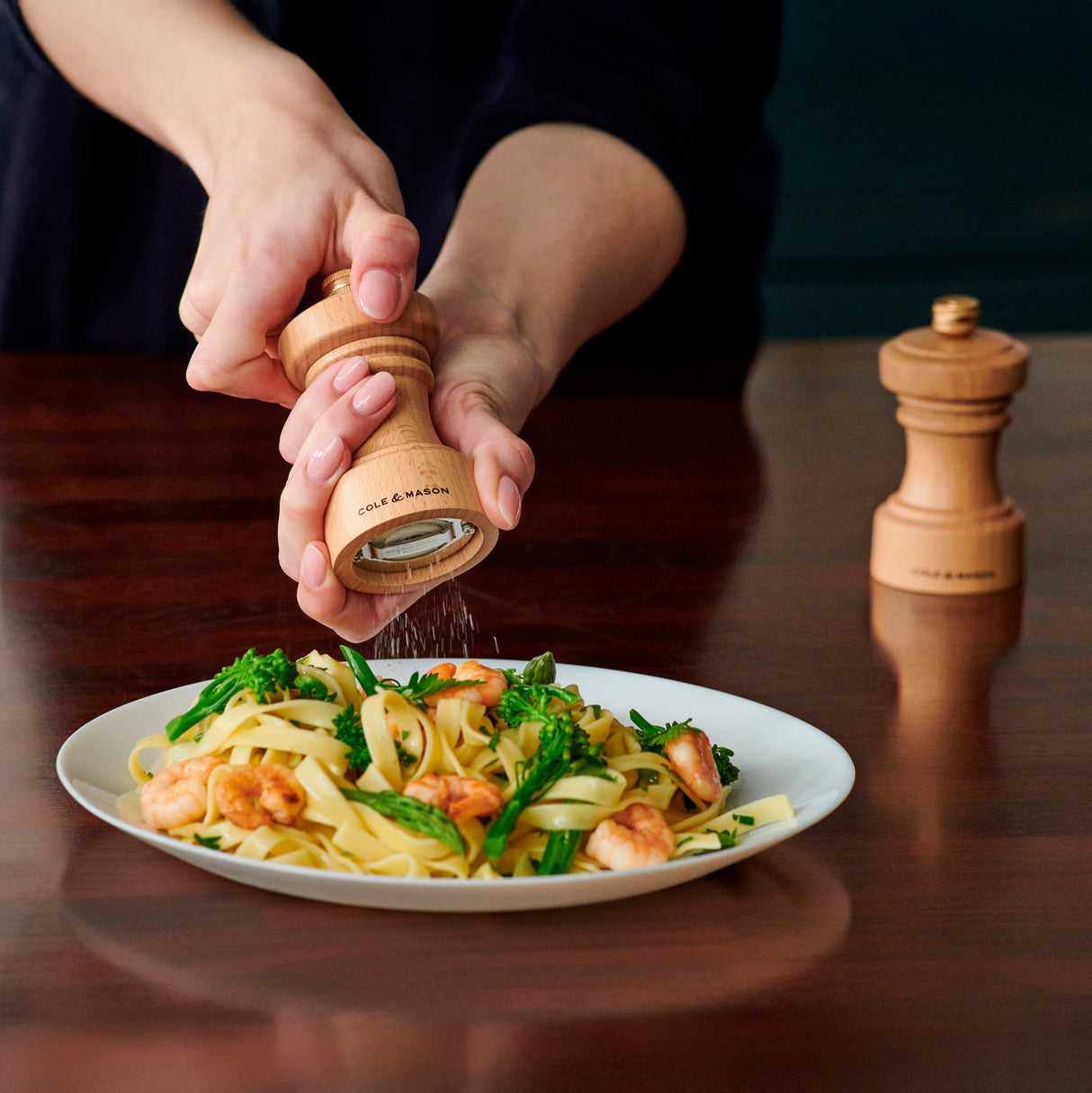 Cole & Mason Hoxton Natural Beech Salt & Pepper Mills