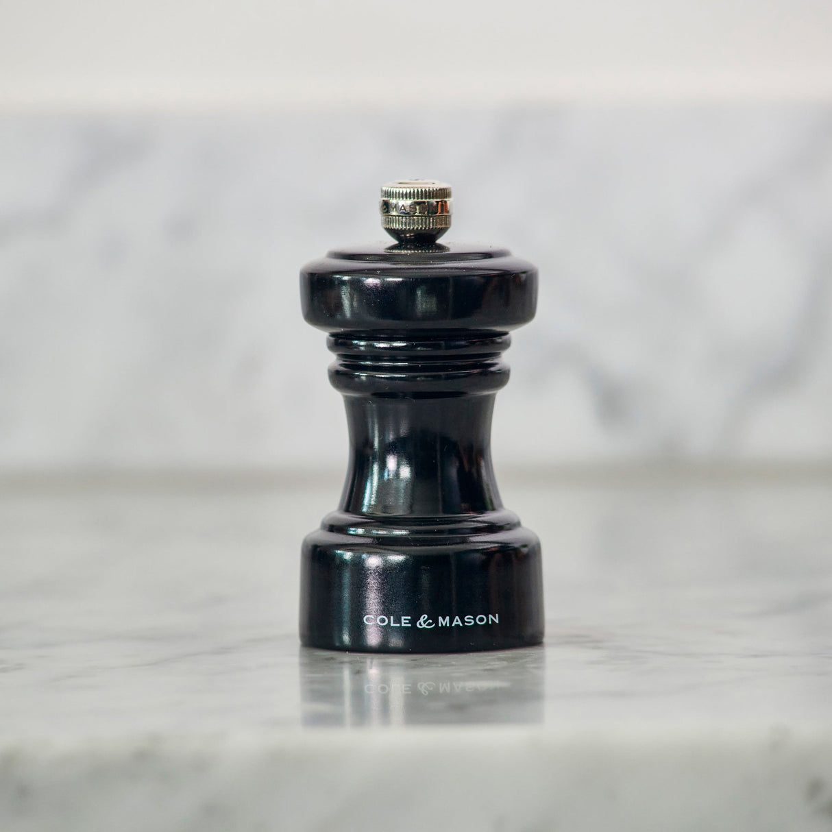 Cole & Mason Hoxton Black Gloss Salt & Pepper Mills